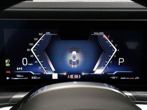 Used 2025 BMW 740i xDrive w/ Premium Package AWD/4WD image 16