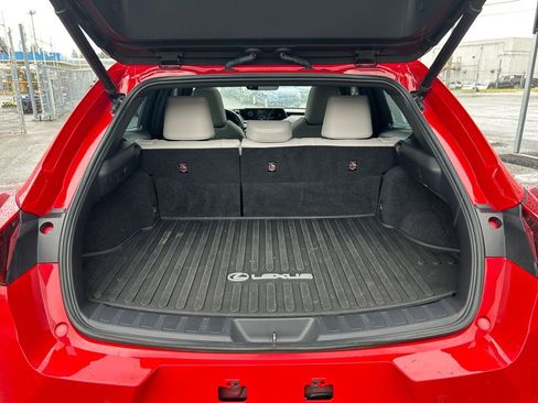Used 2022 Lexus UX 250h w/ Premium Package AWD/4WD image 22