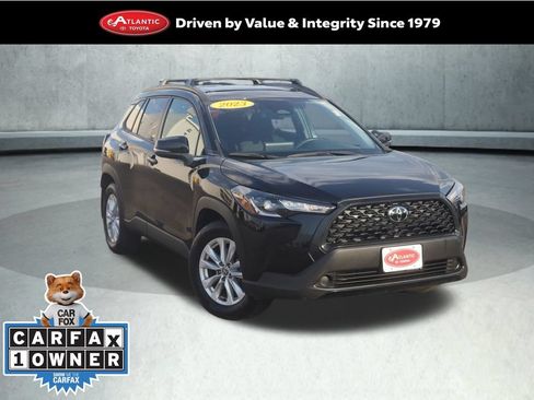 Used 2023 Toyota Corolla Cross LE w/ Moonroof Package AWD/4WD image 1