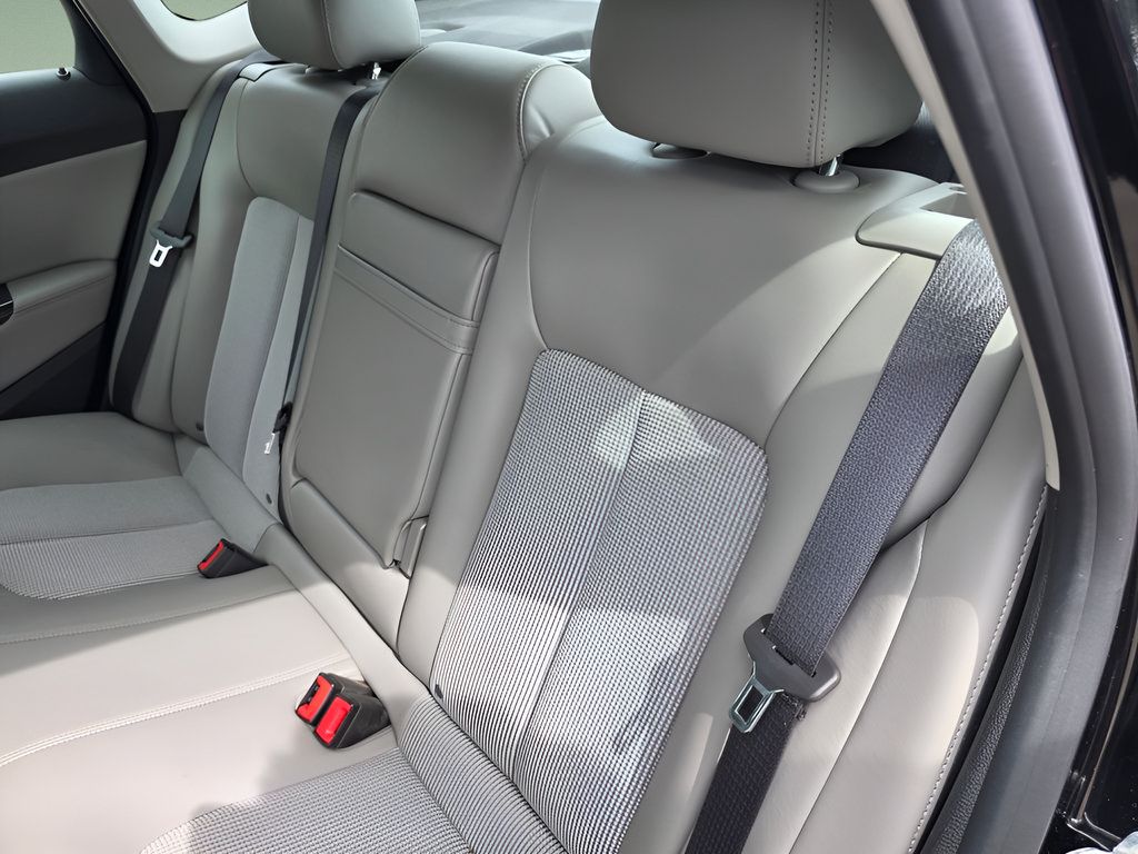 Used 2016 Buick Verano Sport Touring FWD image 23