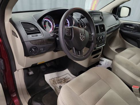 Used 2016 Dodge Grand Caravan SE w/ Quick Order Package 29E SE image 14