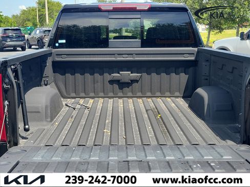 Used 2025 Chevrolet Silverado 1500 LT w/ Protection Package AWD/4WD image 11