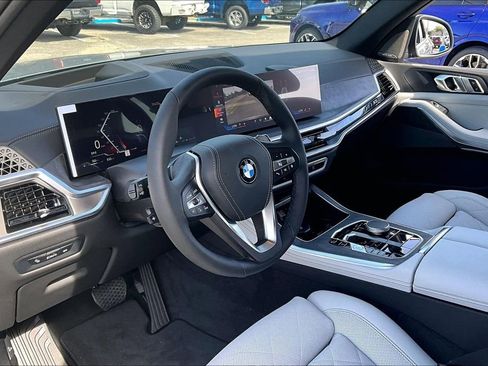 Used 2026 BMW X5 xDrive40i w/ Climate Comfort Package AWD/4WD image 14