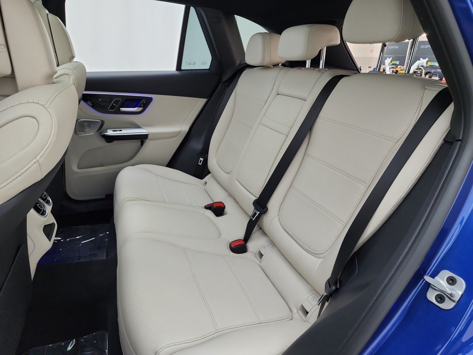 Used 2024 Mercedes-Benz GLC 300 image 15