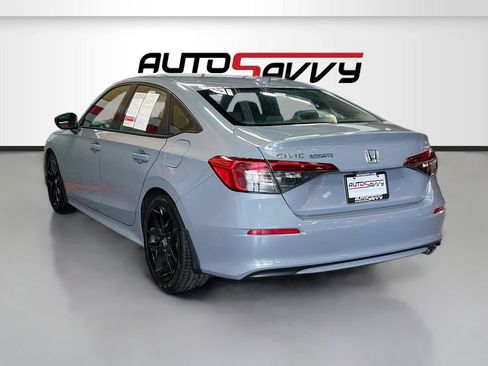 Used 2024 Honda Civic Sport image 5