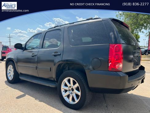 Used 2013 GMC Yukon SLT RWD image 2