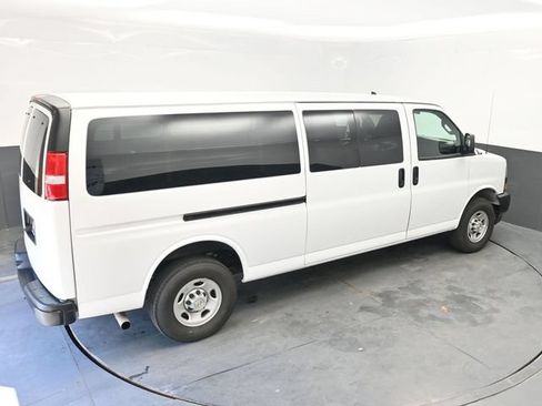 Used 2024 Chevrolet Express 3500 LS RWD image 34
