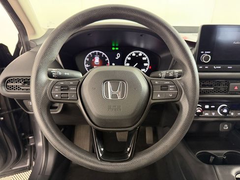 Used 2023 Honda HR-V LX image 11