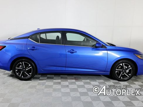 Used 2024 Nissan Sentra SV FWD image 4
