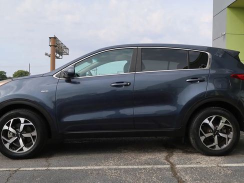 Used 2020 Kia Sportage LX image 8