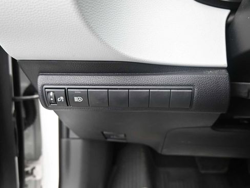 Used 2025 Toyota Corolla SE image 10