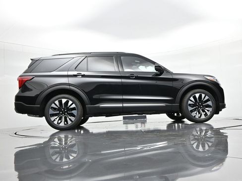 New 2026 Ford Explorer Platinum image 33