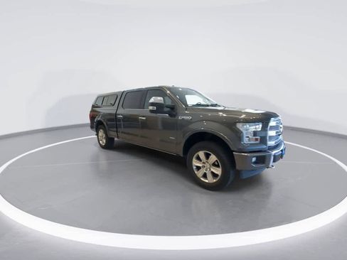 Used 2017 Ford F150 Platinum w/ Equipment Group 701A Luxury AWD/4WD image 2
