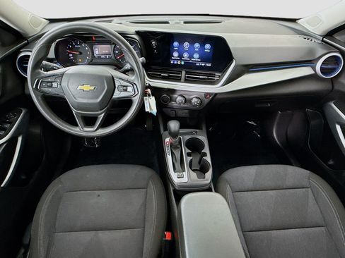 Used 2024 Chevrolet Trax LS FWD image 25