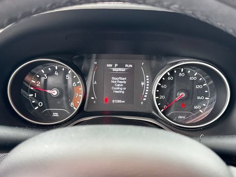 Used 2021 Jeep Compass Latitude FWD image 20