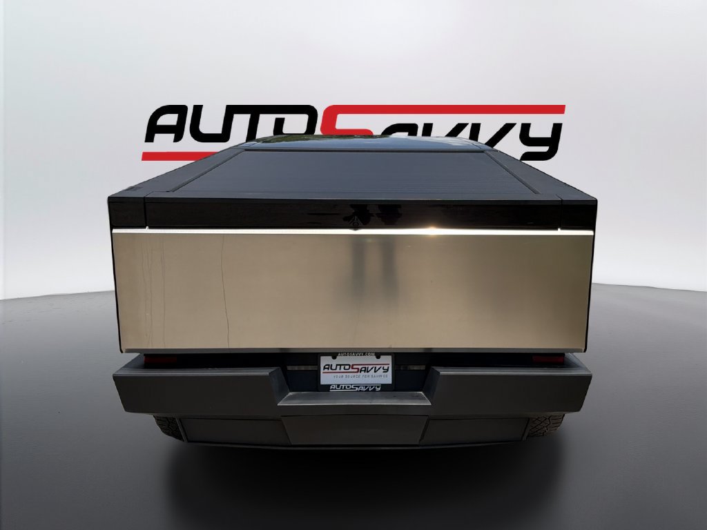 Used 2024 Tesla Cybertruck AWD Crew Cab image 6