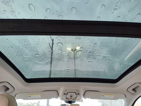 Used 2023 Audi Q7 3.0T Prestige image 33