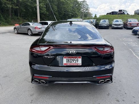 Used 2018 Kia Stinger Premium RWD image 5
