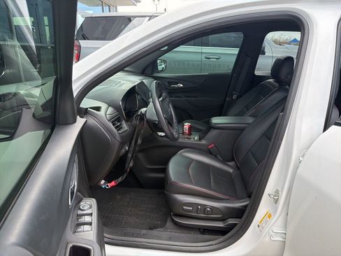 Used 2022 Chevrolet Equinox RS w/ RS Leather Package image 6