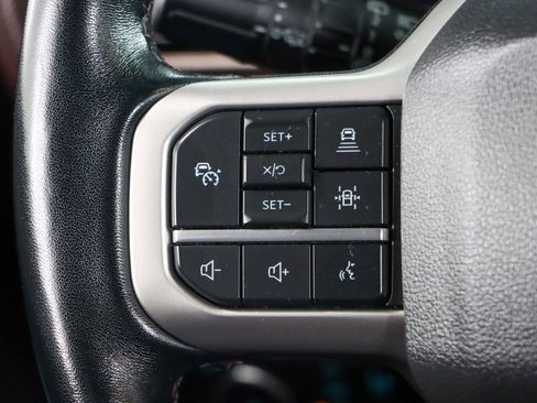 Used 2023 Ford Expedition Limited image 14