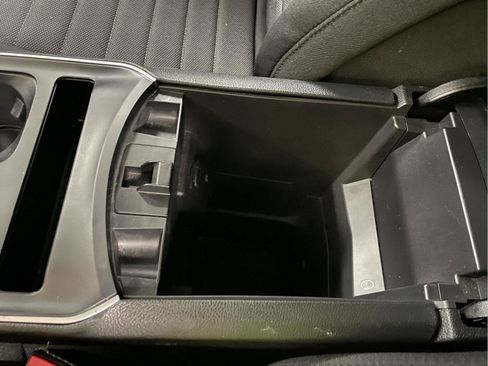Used 2021 Ford Edge SE AWD/4WD image 38