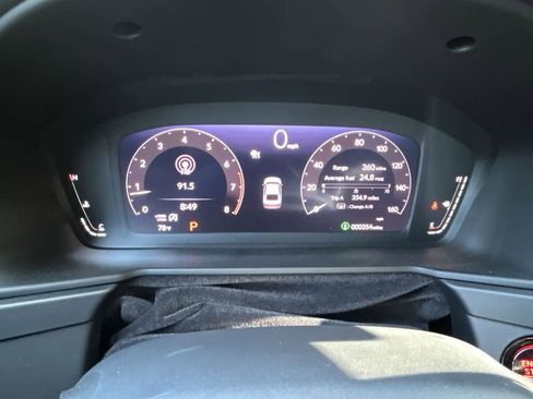 Certified 2025 Honda Accord LX image 19