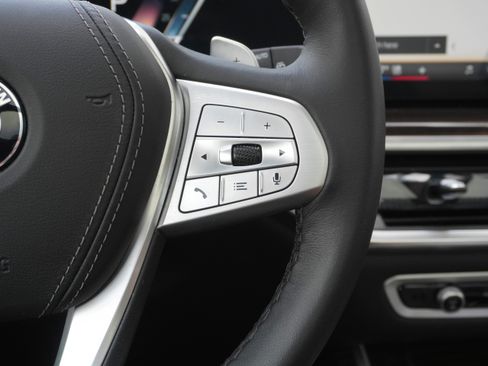 Certified 2026 BMW X7 xDrive40i AWD/4WD image 17