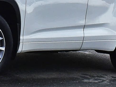 Used 2018 Toyota Highlander XLE image 30