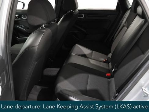 Used 2025 Honda Civic Sport image 11