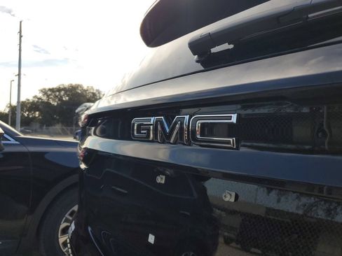 New 2026 GMC Acadia Elevation w/ Black Edition FWD image 7