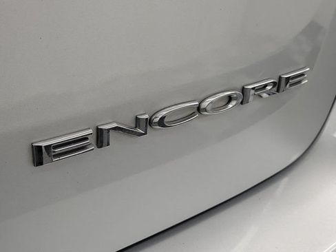 Used 2022 Buick Encore Preferred w/ Safety Package FWD image 8