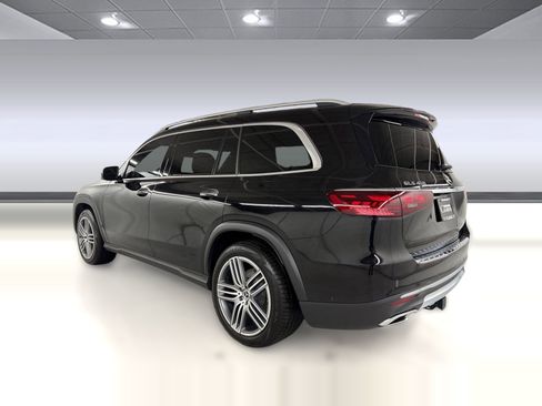 Certified 2025 Mercedes-Benz GLS 450 4MATIC image 3