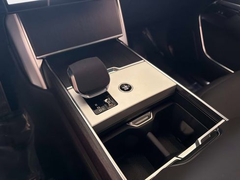 New 2026 Land Rover Range Rover SE AWD/4WD image 23