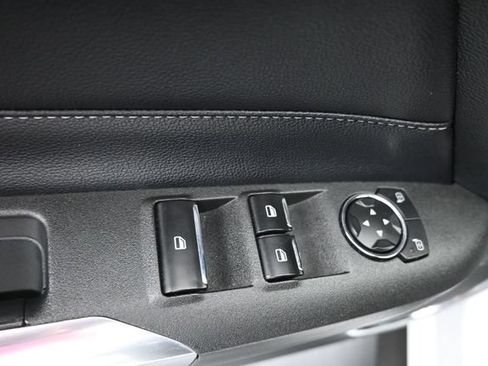 Used 2020 Ford Mustang Premium RWD image 10