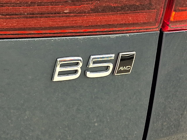 Used 2026 Volvo XC60 B5 Plus AWD/4WD image 30
