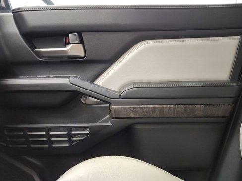 Certified 2025 Toyota Tacoma Limited image 83