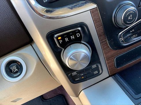 Used 2015 RAM 1500 Laramie w/ Convenience Group image 31