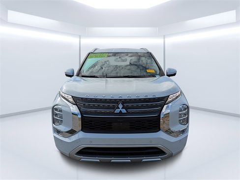 Used 2023 Mitsubishi Outlander SEL image 8