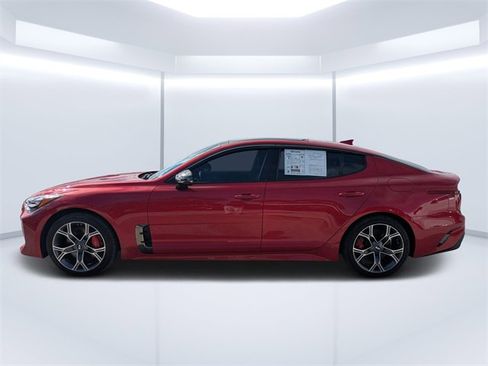 Used 2018 Kia Stinger GT2 image 6