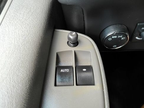 Used 2024 Chevrolet Express 3500 LT w/ LT Preferred Equipment Group RWD image 21
