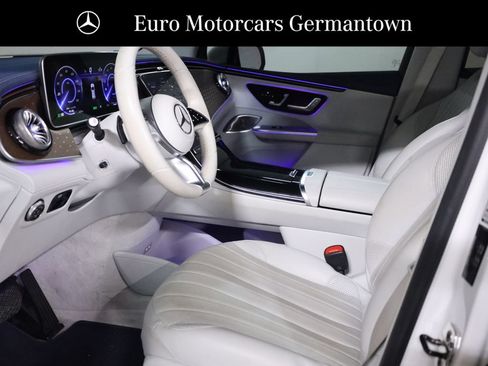 Certified 2023 Mercedes-Benz EQE 500 4MATIC SUV image 36