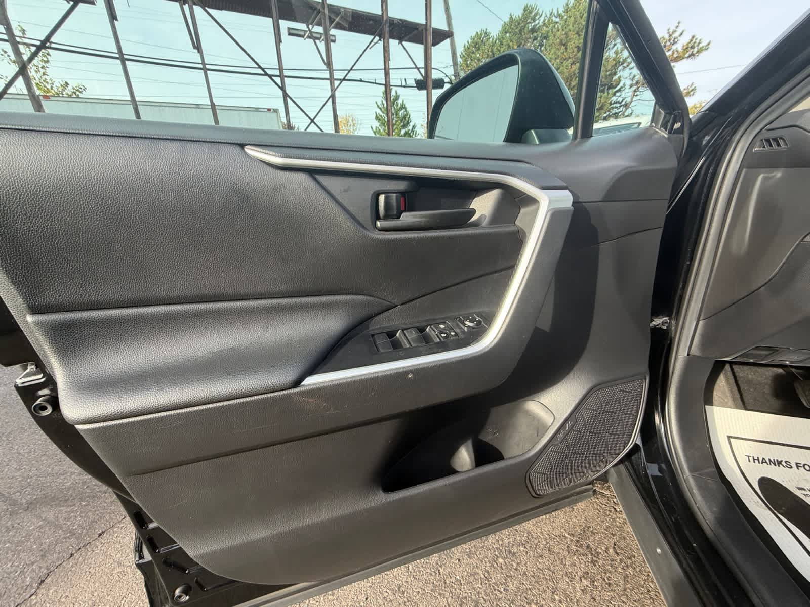 Used 2021 Toyota RAV4 LE w/ Carpet Mat Package (TMS) AWD/4WD image 13