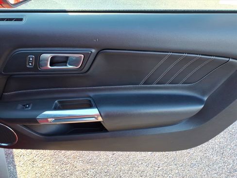 Used 2021 Ford Mustang Premium image 14