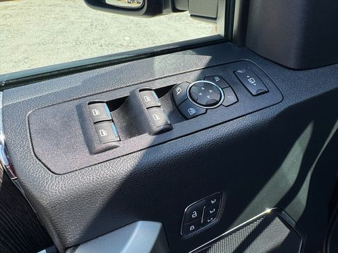 Used 2021 Ford F250 Lariat image 20