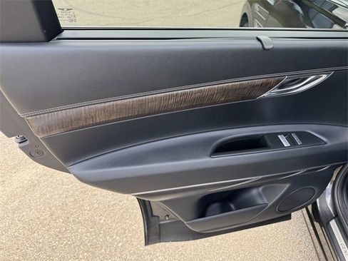 Used 2024 Genesis GV80 3.5T image 23