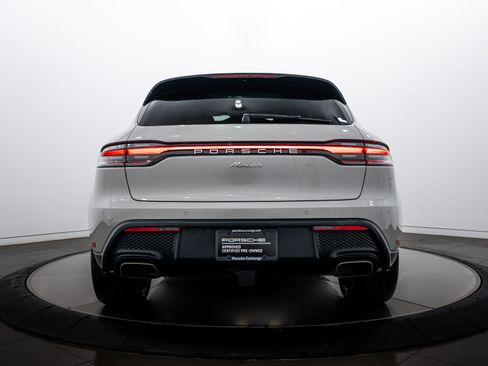 Certified 2026 Porsche Macan image 6