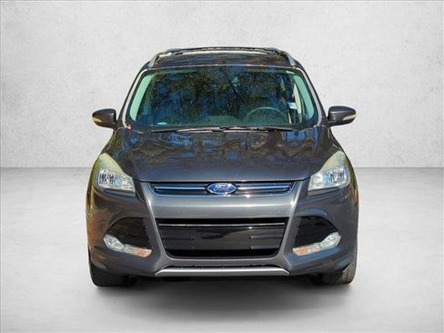 Used 2015 Ford Escape Titanium image 2