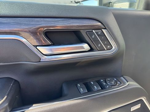 Used 2024 Chevrolet Silverado 2500 LTZ w/ LTZ Premium Package image 28