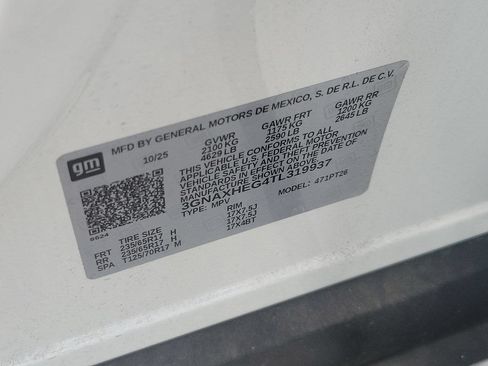 Used 2026 Chevrolet Equinox LT FWD image 31
