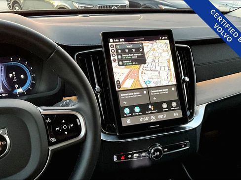 Certified 2025 Volvo XC90 B6 Plus image 8